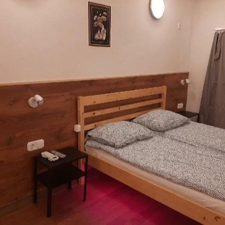 Apartman Vorosmarty Apartment Budapesta Exterior foto