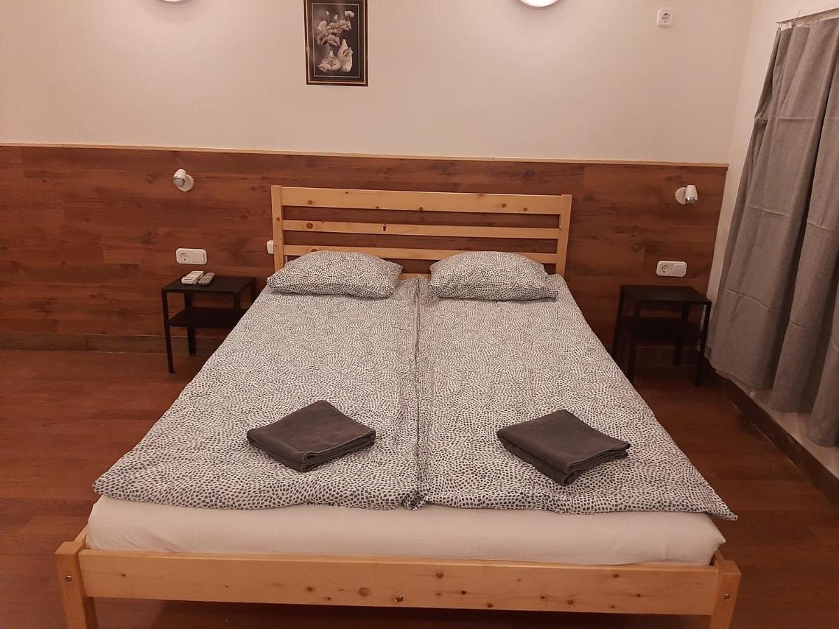 Apartman Vorosmarty Apartment Budapesta Exterior foto
