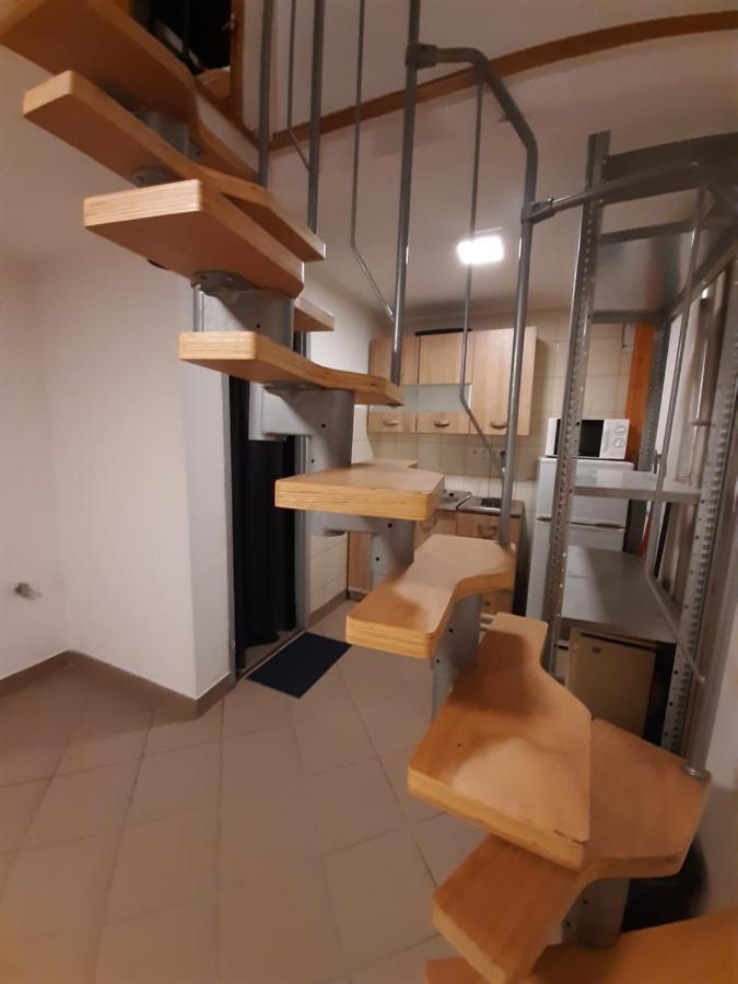 Apartman Vorosmarty Apartment Budapesta Exterior foto