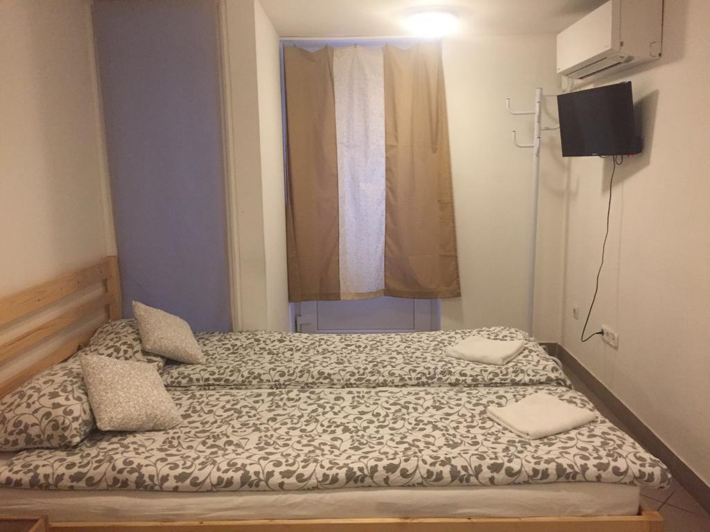 Apartman Vorosmarty Apartment Budapesta Exterior foto