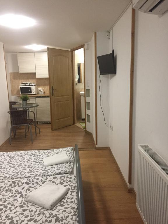Apartman Vorosmarty Apartment Budapesta Exterior foto